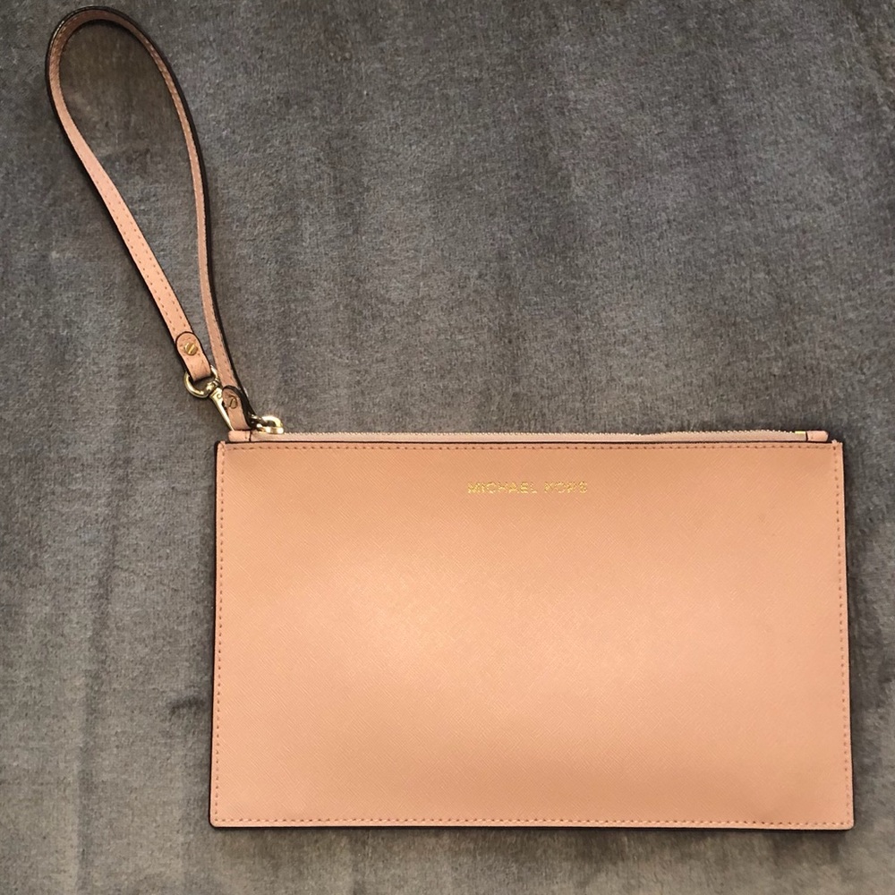 Michael Kors Wristlet